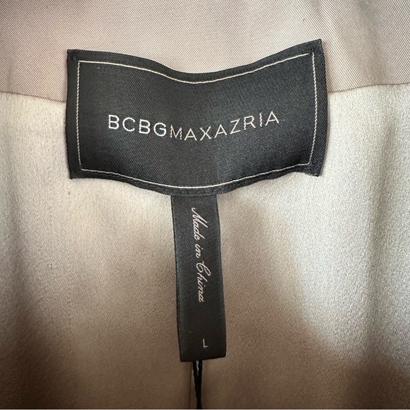 BCBG NWT Cropped Fully Lined Suit Jacket Wool/Viscose Blend 3/4 Sleeve - Picture 3 of 7